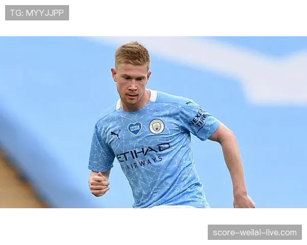 博格巴与德布劳内：中场推进重心如何从中后场转移至中前场持球主导