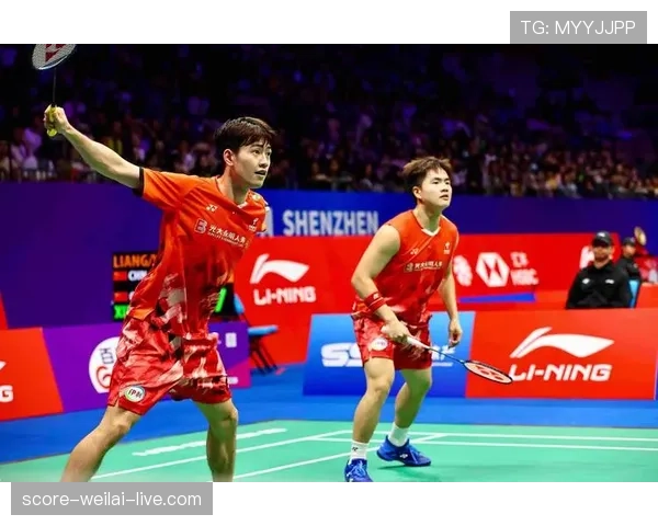 梁伟铿训练完直接啃鸡腿？这自律程度我真看不懂了